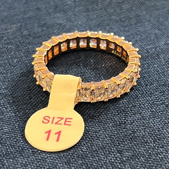 Ring bomb party ring size 11! - Picture 2 of 3